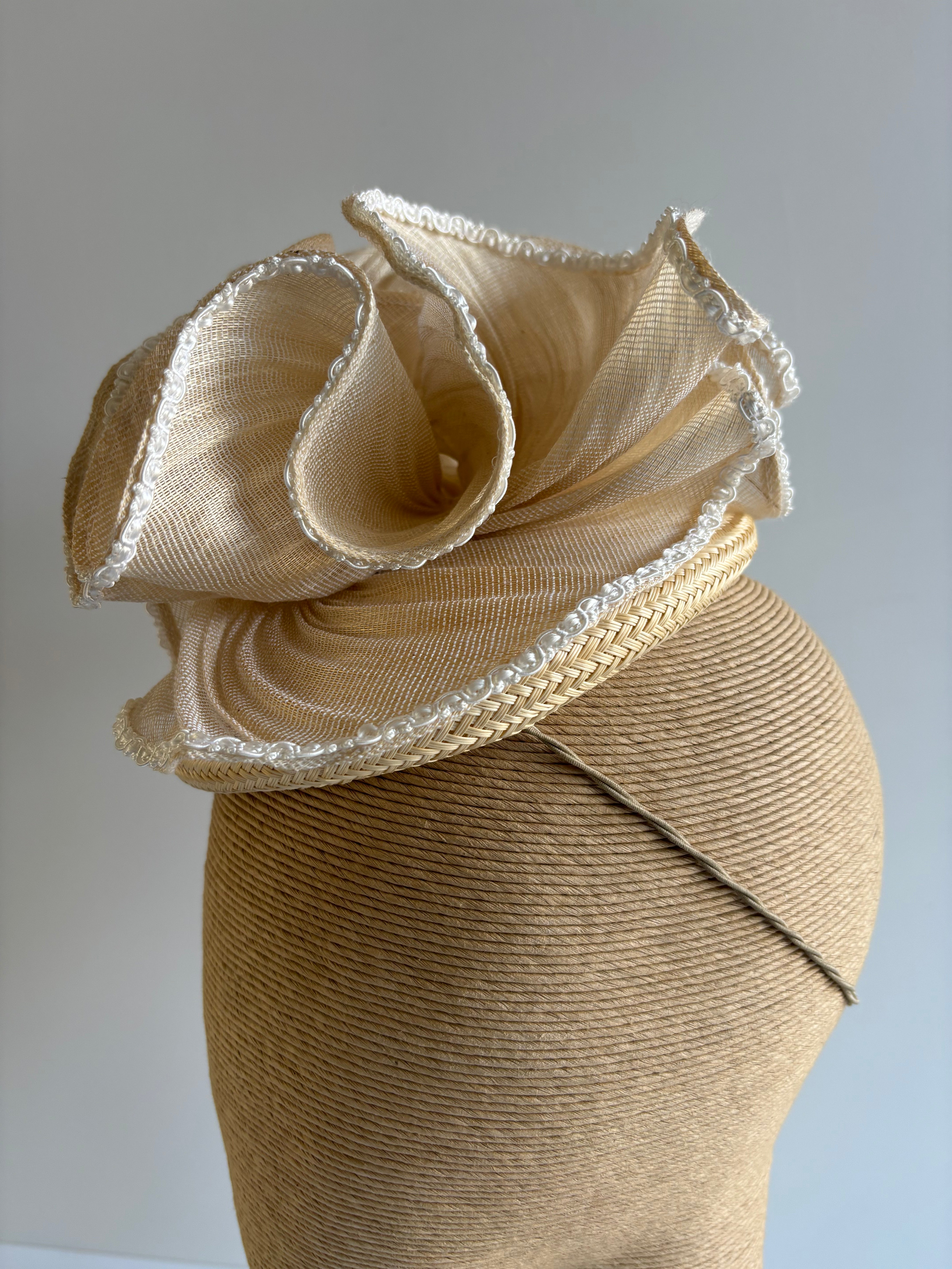 Ivory Straw Button Fascinator with Wired Pearls